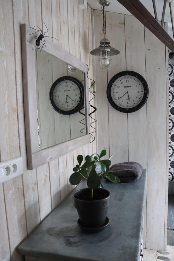 Grand Loft De Charme, Place Du Village A Thuir Bagian luar foto